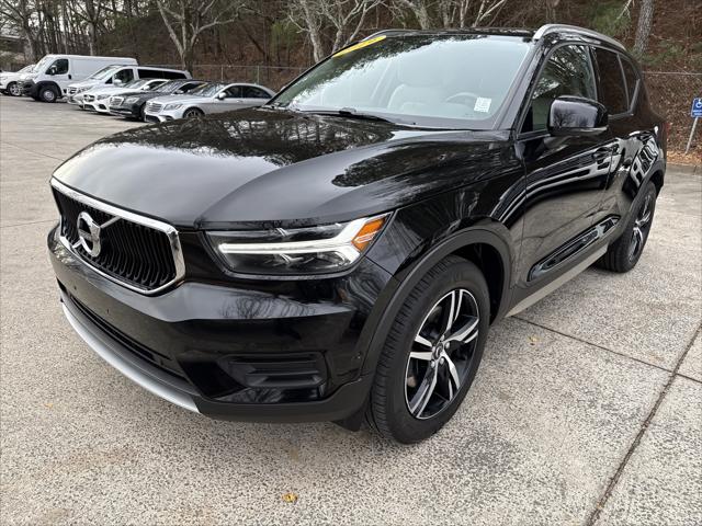 2019 Volvo XC40 T5 Momentum