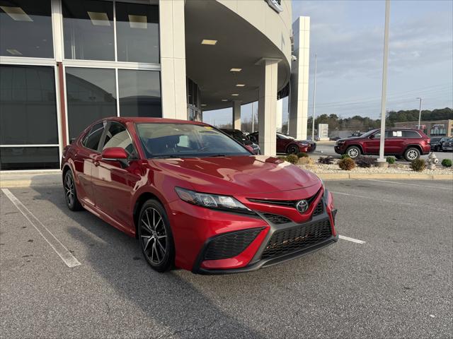 2022 Toyota Camry SE