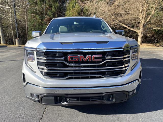 2022 GMC Sierra 1500 4WD Crew Cab Short Box SLT
