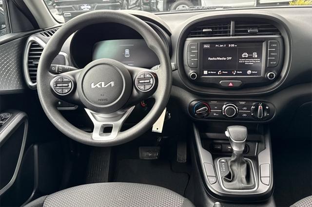 2024 Kia Soul LX