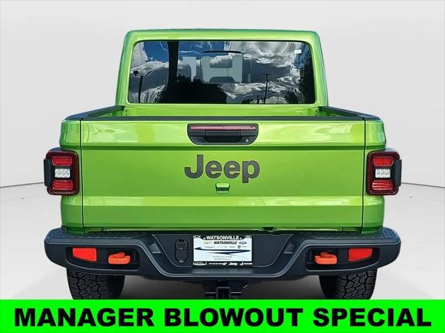 2025 Jeep Gladiator Sport