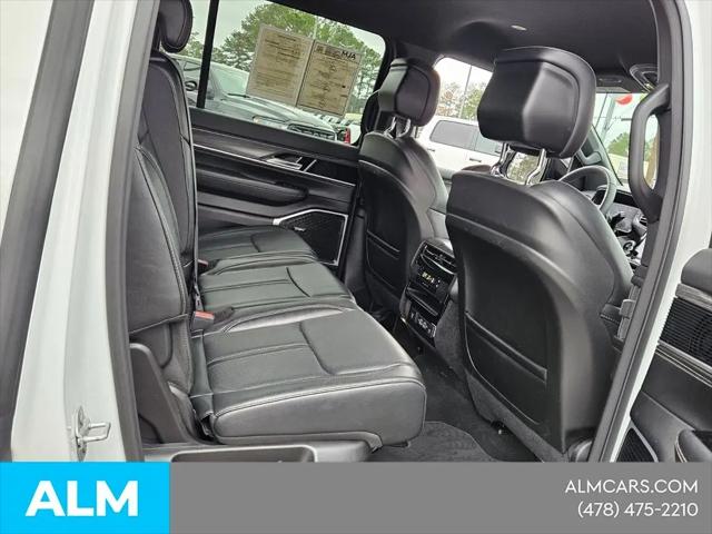 2023 Jeep Wagoneer Series II