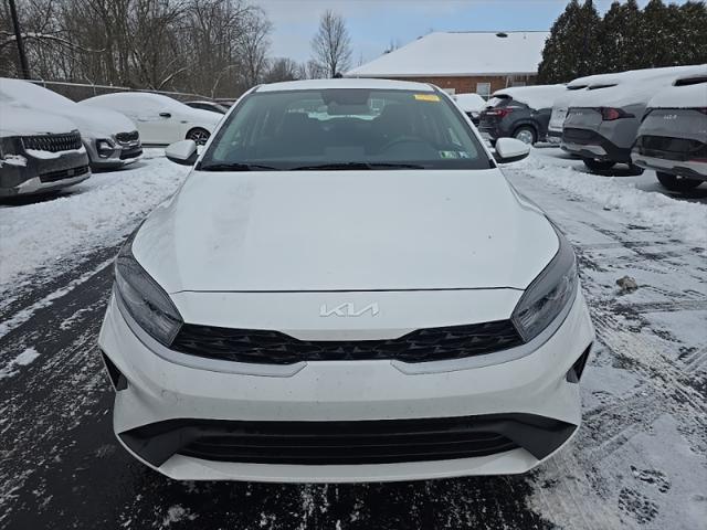 2022 Kia Forte LXS 2022 Kia Forte LXS