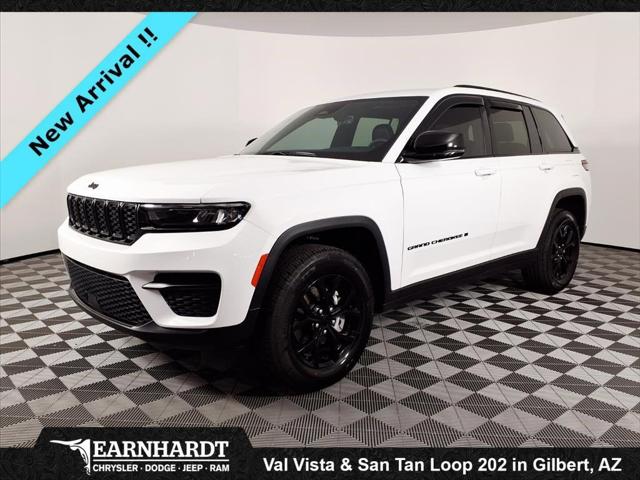 2025 Jeep Grand Cherokee Altitude 4x2