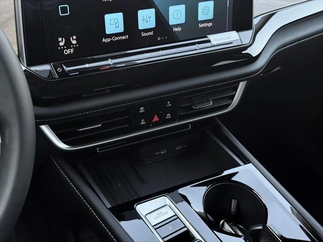 2026 Volkswagen Atlas SE with Technology