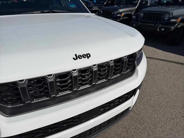 2026 Jeep Grand Cherokee Altitude 4x4