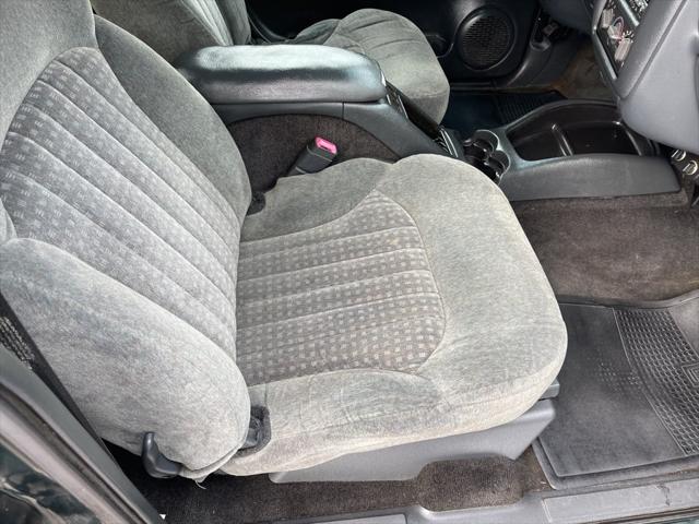 2002 Chevrolet S-10 LS