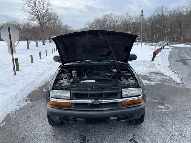 2002 Chevrolet S-10 LS
