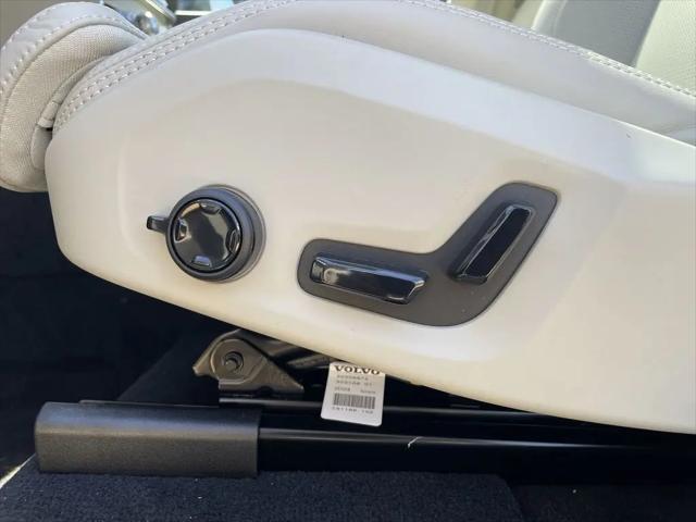 2026 Volvo XC90 Plug-In Hybrid Ultra, T8 AWD, Electric/Gasoline, Bright, 7 Seats