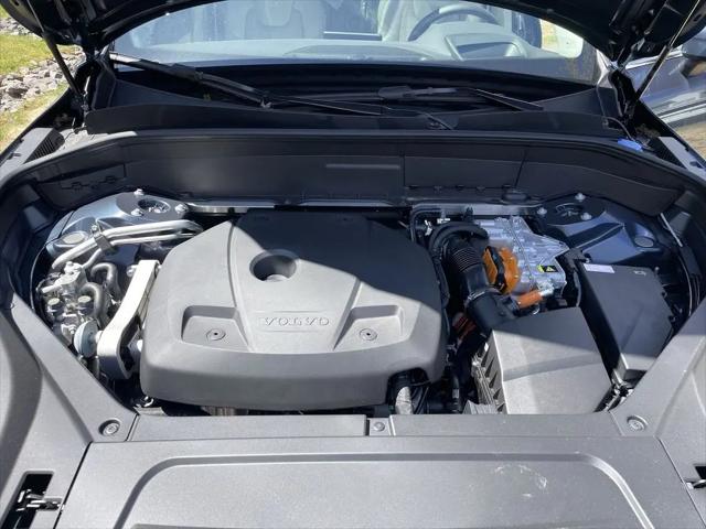 2026 Volvo XC90 Plug-In Hybrid Ultra, T8 AWD, Electric/Gasoline, Bright, 7 Seats