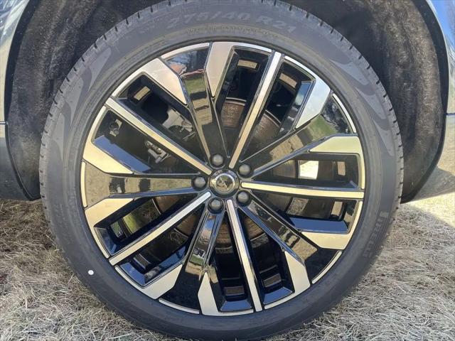 2026 Volvo XC90 Plug-In Hybrid Ultra, T8 AWD, Electric/Gasoline, Bright, 7 Seats