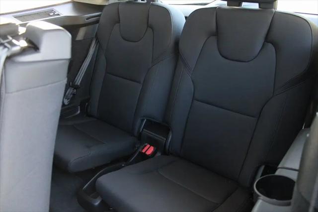 2026 Volvo XC90 Plus, B6 AWD Gas (mild hybrid), Gasoline, Bright, 7 Seats