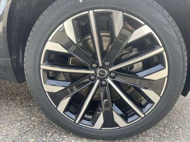 2026 Volvo XC90 Plus, B6 AWD Gas (mild hybrid), Gasoline, Bright, 7 Seats