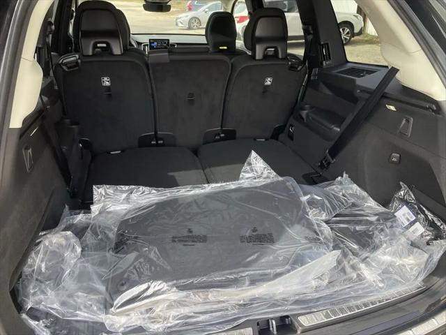 2026 Volvo XC90 Plus, B6 AWD Gas (mild hybrid), Gasoline, Bright, 7 Seats