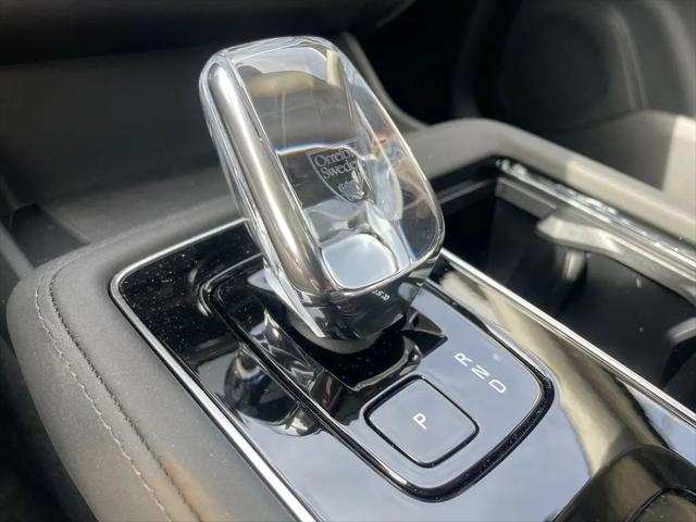 2026 Volvo XC90 Plus, B6 AWD Gas (mild hybrid), Gasoline, Bright, 7 Seats