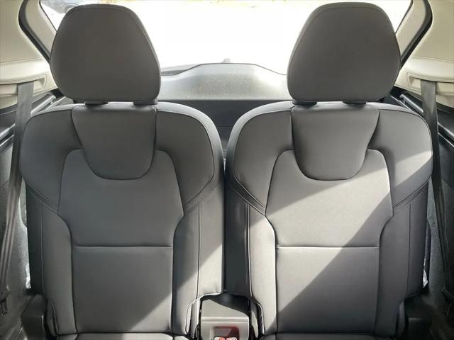 2026 Volvo XC90 Plus, B6 AWD Gas (mild hybrid), Gasoline, Bright, 7 Seats