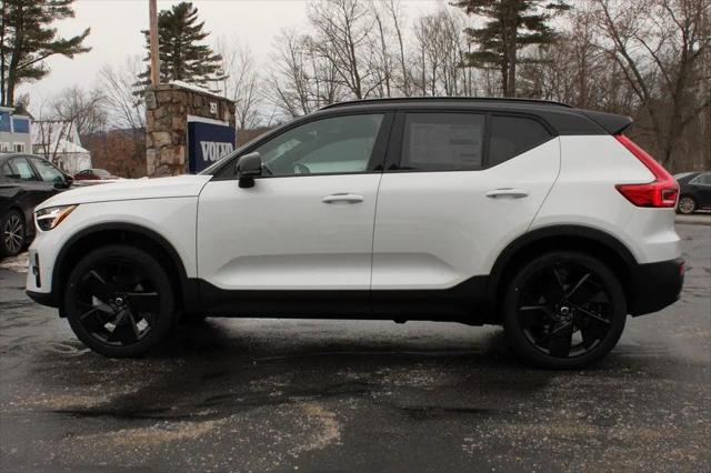 2026 Volvo XC40 Black Edition Ultra, B5 AWD Gas (mild hybrid)
