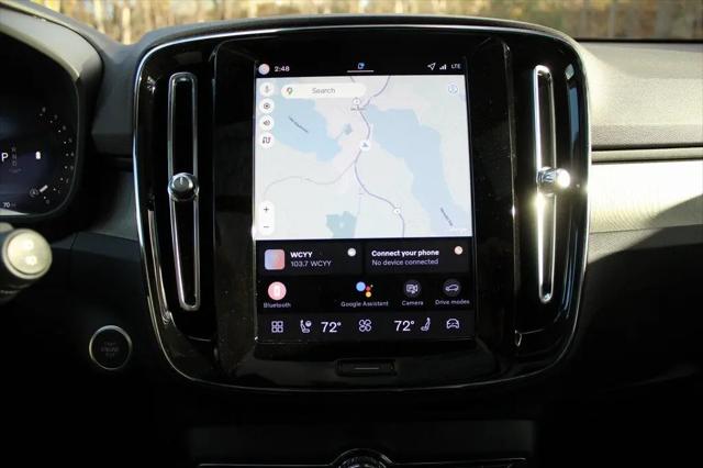 2026 Volvo XC40 Black Edition Ultra, B5 AWD Gas (mild hybrid)