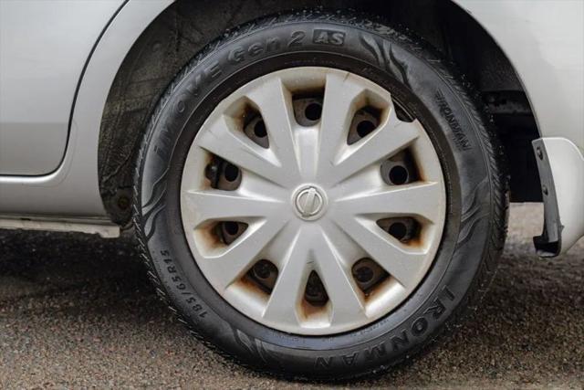 2012 Nissan Versa 1.6 SV