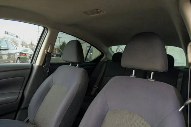 2012 Nissan Versa 1.6 SV