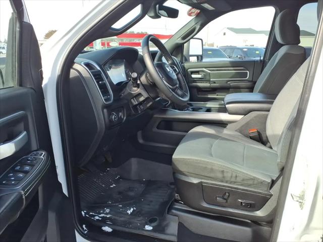 2024 Ram 3500 Big Horn Crew Cab 4x4 8' Box