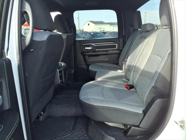 2024 Ram 3500 Big Horn Crew Cab 4x4 8' Box