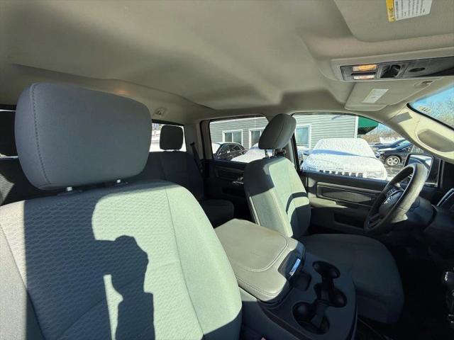 2016 Ram 1500 SLT