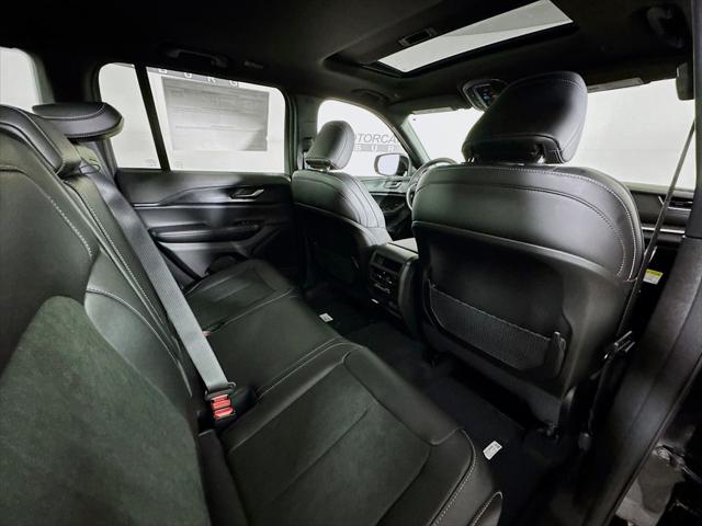 2025 Jeep Grand Cherokee Altitude X 4x4