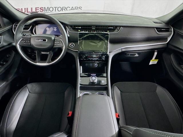 2025 Jeep Grand Cherokee Altitude X 4x4