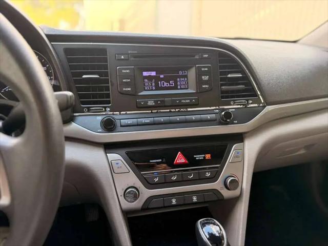 2018 Hyundai Elantra SE