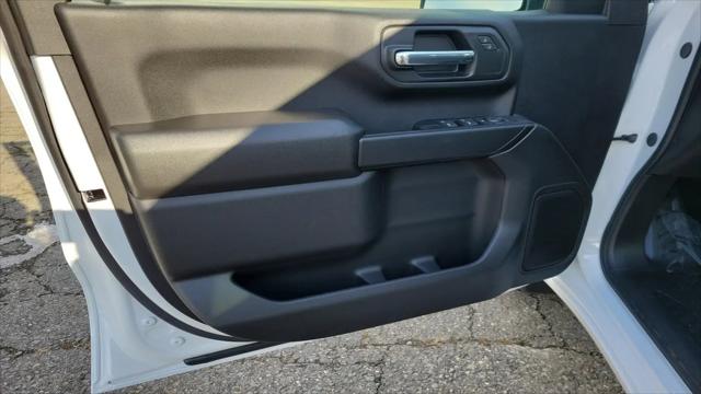 2026 GMC Sierra 1500 Double Cab, Standard Bed, Pro, 4WD