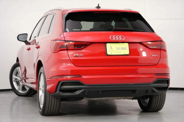 2023 Audi Q3 Premium Plus 45 TFSI S line quattro Tiptronic