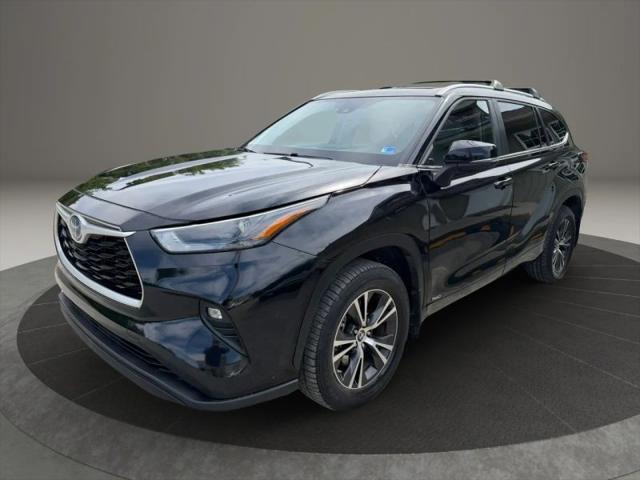 2023 Toyota Highlander Hybrid XLE