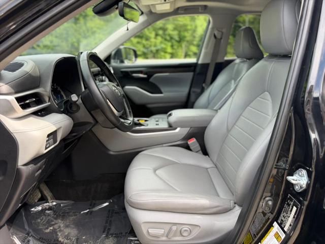 2023 Toyota Highlander Hybrid XLE
