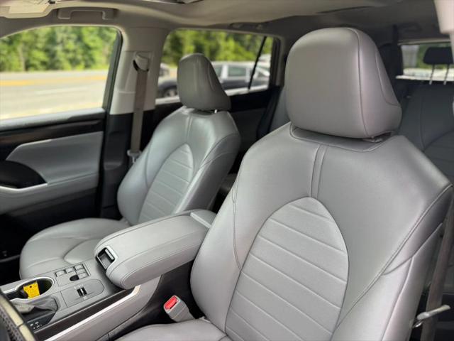 2023 Toyota Highlander Hybrid XLE
