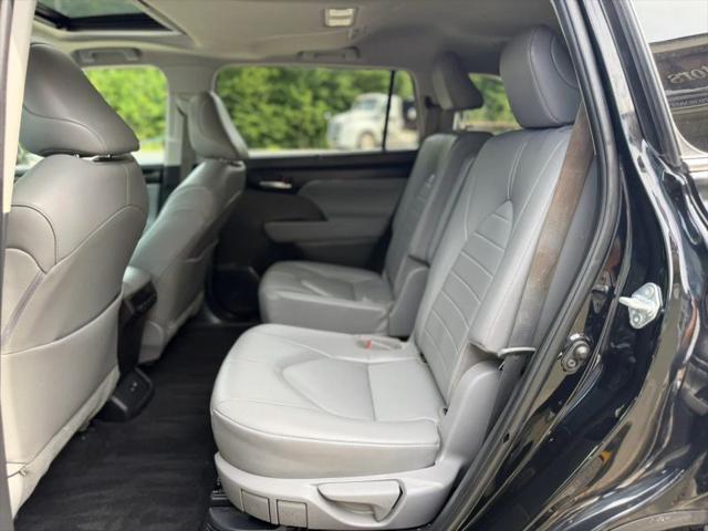 2023 Toyota Highlander Hybrid XLE