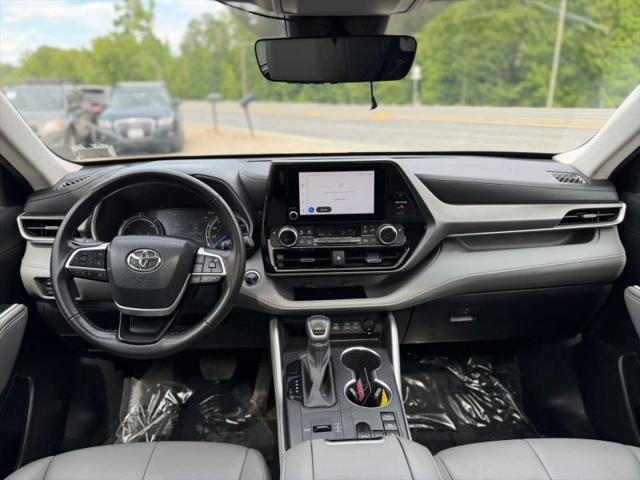 2023 Toyota Highlander Hybrid XLE