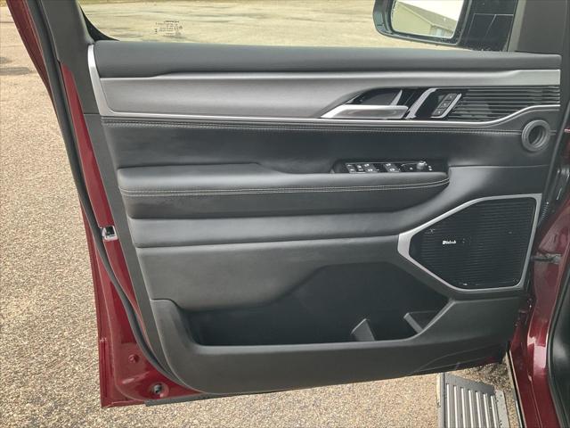2026 Jeep Grand Wagoneer Limited Altitude 4x4