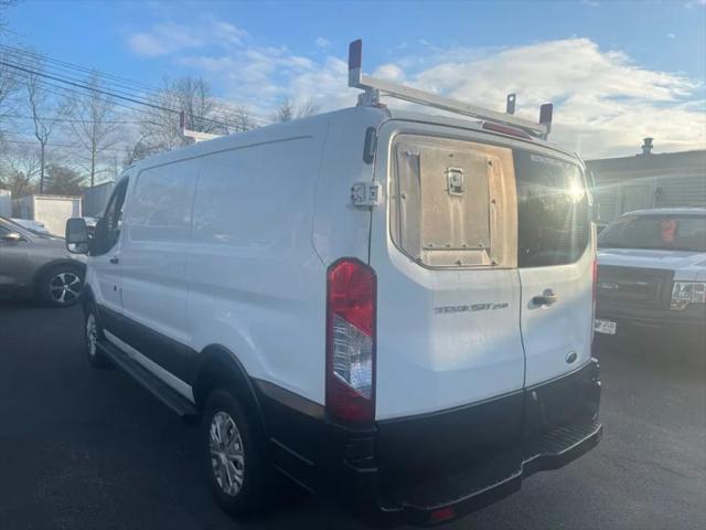 2016 Ford Transit w/60/40 Side Door w/RWB