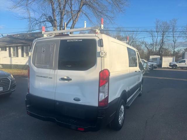 2016 Ford Transit w/60/40 Side Door w/RWB