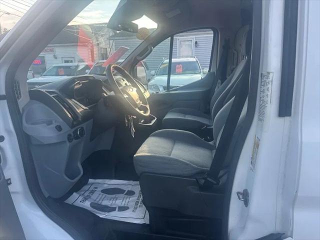 2016 Ford Transit w/60/40 Side Door w/RWB
