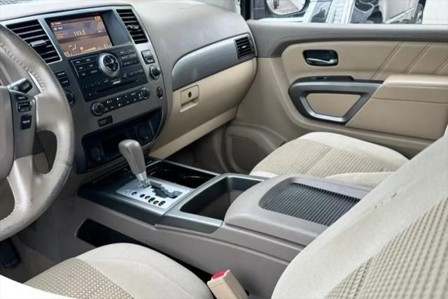 2015 Nissan Armada SV