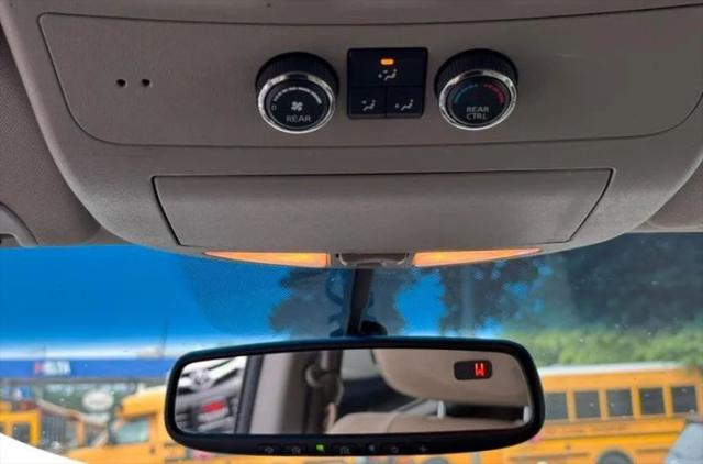 2015 Nissan Armada SV