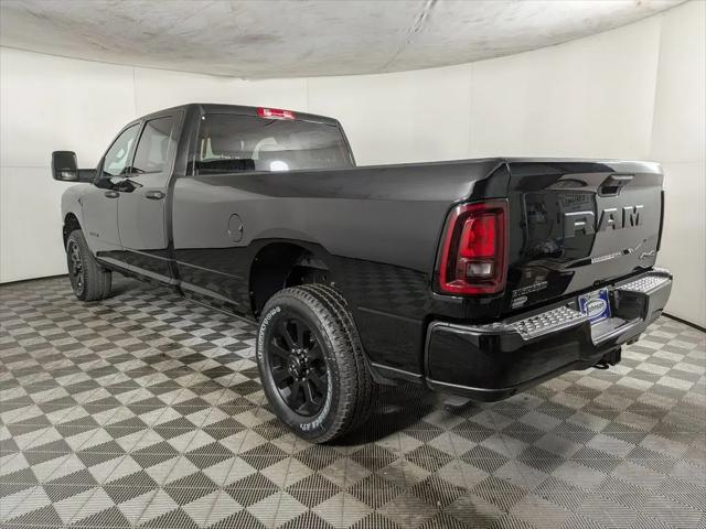 2026 Ram 3500 Big Horn Crew Cab 4x4 8' Box