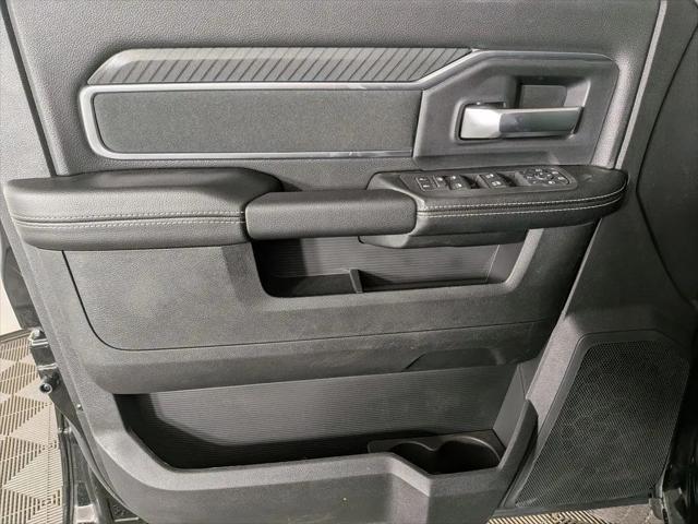2026 Ram 3500 Big Horn Crew Cab 4x4 8' Box