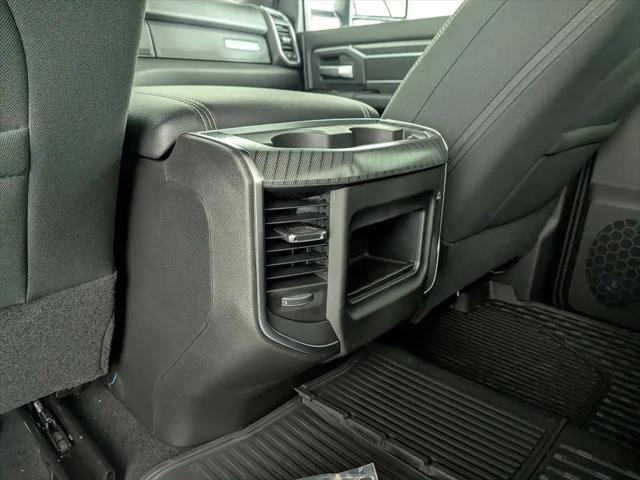 2026 Ram 3500 Big Horn Crew Cab 4x4 8' Box