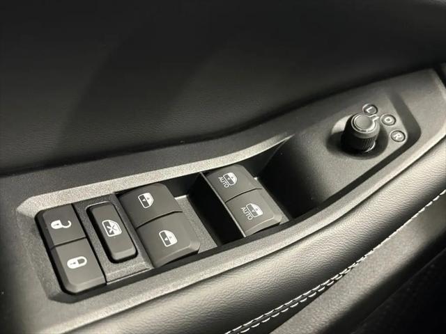 2026 Jeep Grand Cherokee Altitude 4x2