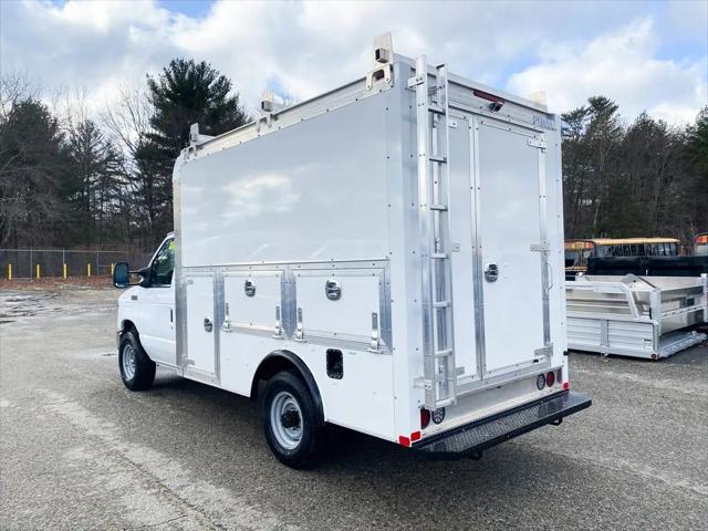 2026 Ford E-350 Cutaway E-Series Cutaway