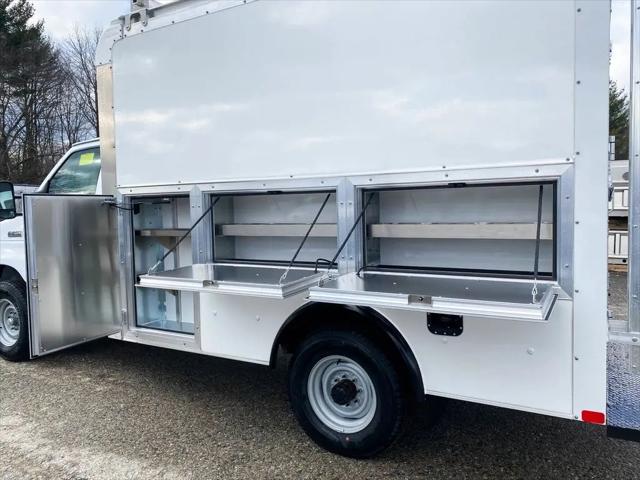 2026 Ford E-350 Cutaway E-Series Cutaway