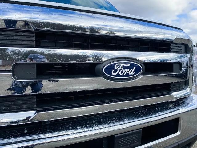 2026 Ford E-350 Cutaway E-Series Cutaway
